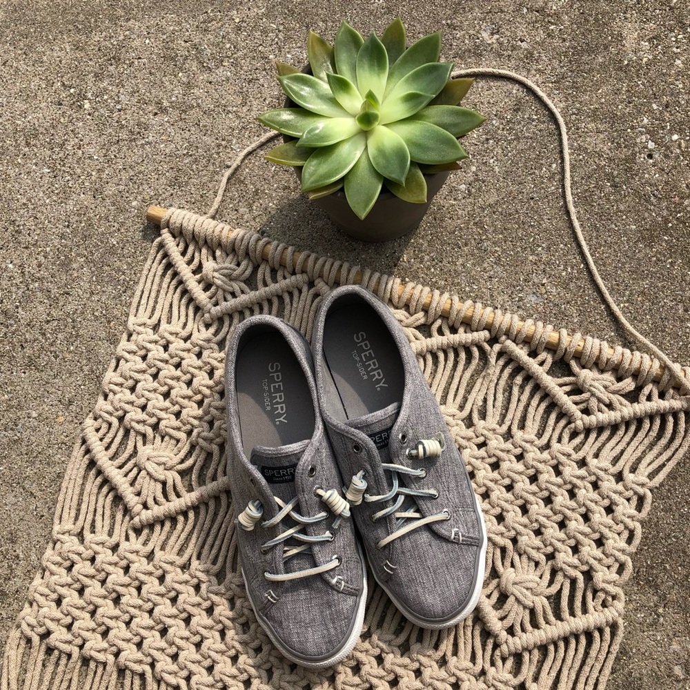 Sperry Top-Sider Grey Slip-On Canvas Sneakers Size 7.5